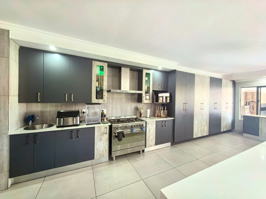 3 Bedroom Property for Sale in Vaalpark Free State